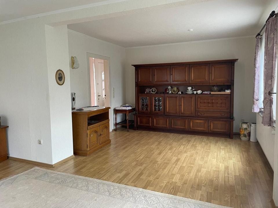 Immobilie in Stadland - Charmantes Klinkergebäude mit viel Potential und Lage am Siel - Bild 0