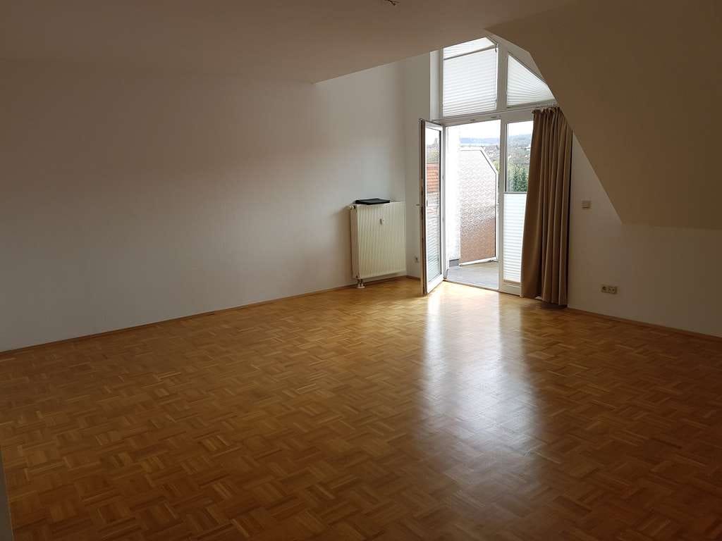 Immobilie in Lohfelden - Komfortables Wohnen im Alter – Barrierefreie Seniorenwohnung mit herrlichem Ausblick - Bild 1