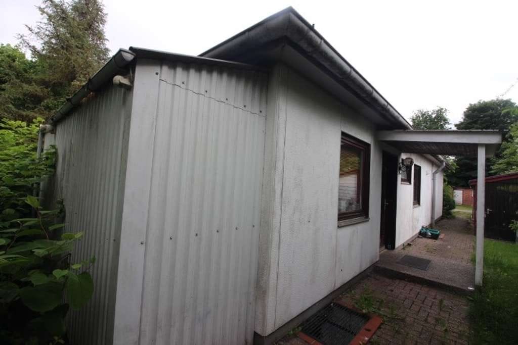 Immobilie in Süderlügum - Ebenerdiger Bungalow mit großem Keller in zentraler Lage von Süderlügum - Bild 2