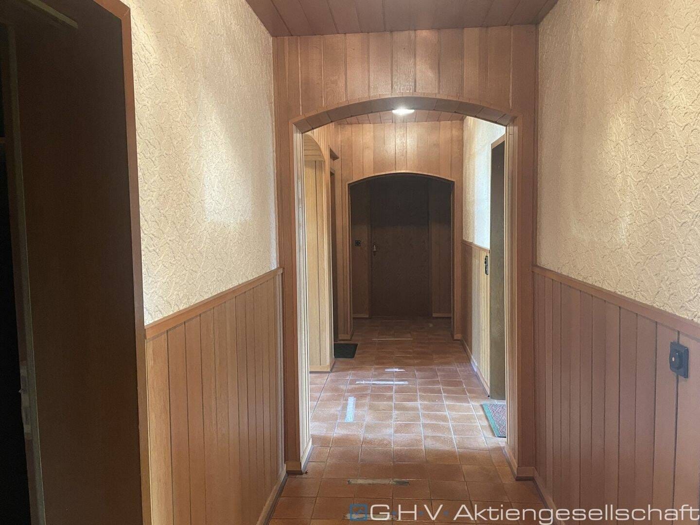Immobilie in Nonnweiler - großzügiges EFH mit Einliegerwohnung und phantastischer Aussicht - Bild 3