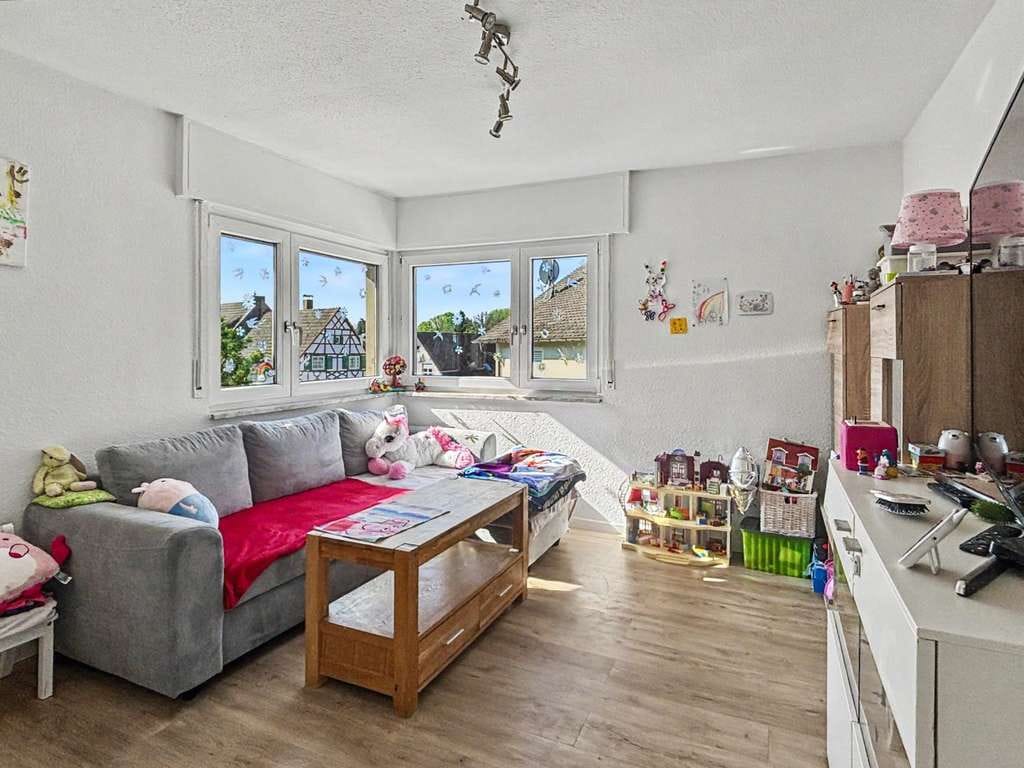Immobilie in Ötigheim - Ruhig gelegenes, vermietetes Zweifamilienhaus in Ötigheim – Wohnen, vermieten oder kombinieren - Bild 0