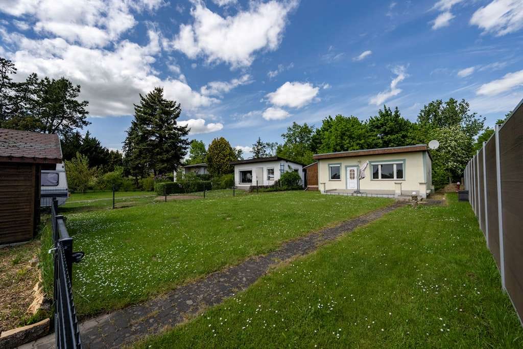 Immobilie in Jesewitz - ZWEI Bungalows plus Baugrundstück in guter Lage ! - Bild 3