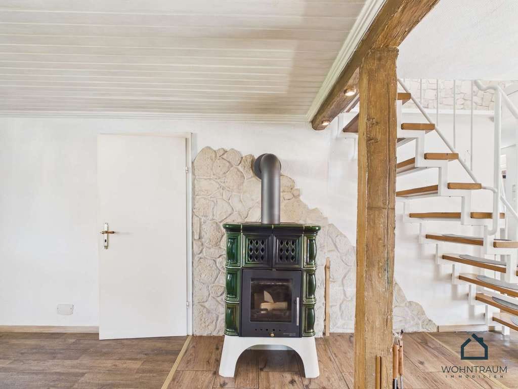 Immobilie in Hohberg - Nur kurze Zeit verfügbar – Modernisiertes EFH mit Kamin & Carport in Hohberg - Bild 2