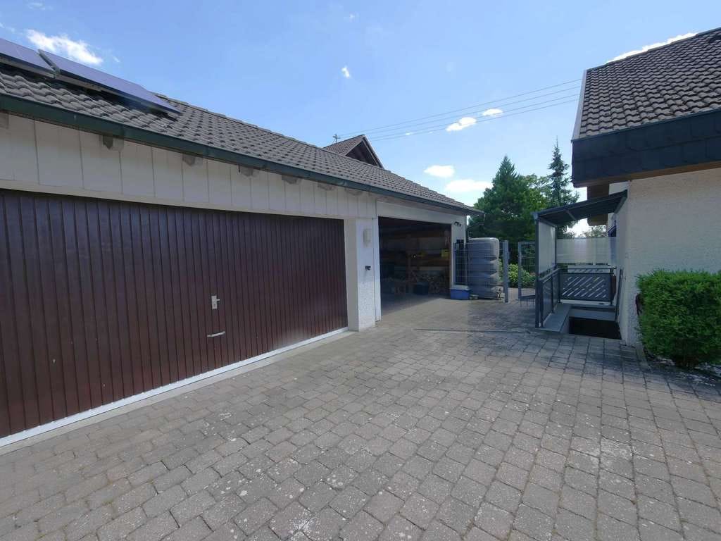 Immobilie in Michelfeld - Attraktiver Winkelbungalow mit Einliegerwohnung in sehr ruhiger und sonniger Lage in Michelfeld - Bild 4