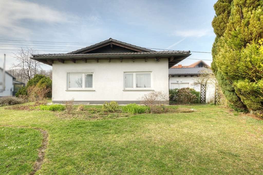Immobilie in Bad Marienberg (Westerwald) - Wohnen auf einer Ebene - Gepflegter Bungalow in ruhiger Lage von Zinhain! - Bild 2