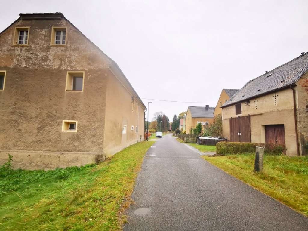 Immobilie in Kamenz - Kamjenc - Dreiseithof teilsaniert / Pferdeboxen vorhanden / Nähe Kamenz - Bild 3