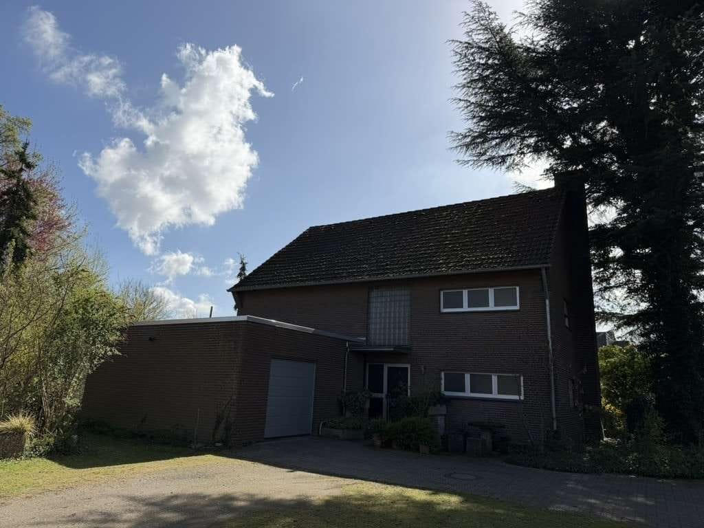 Immobilie in Rheinberg - „Zwei Familien. Ein Zuhause. Unendliche Möglichkeiten.“
 - Bild 3