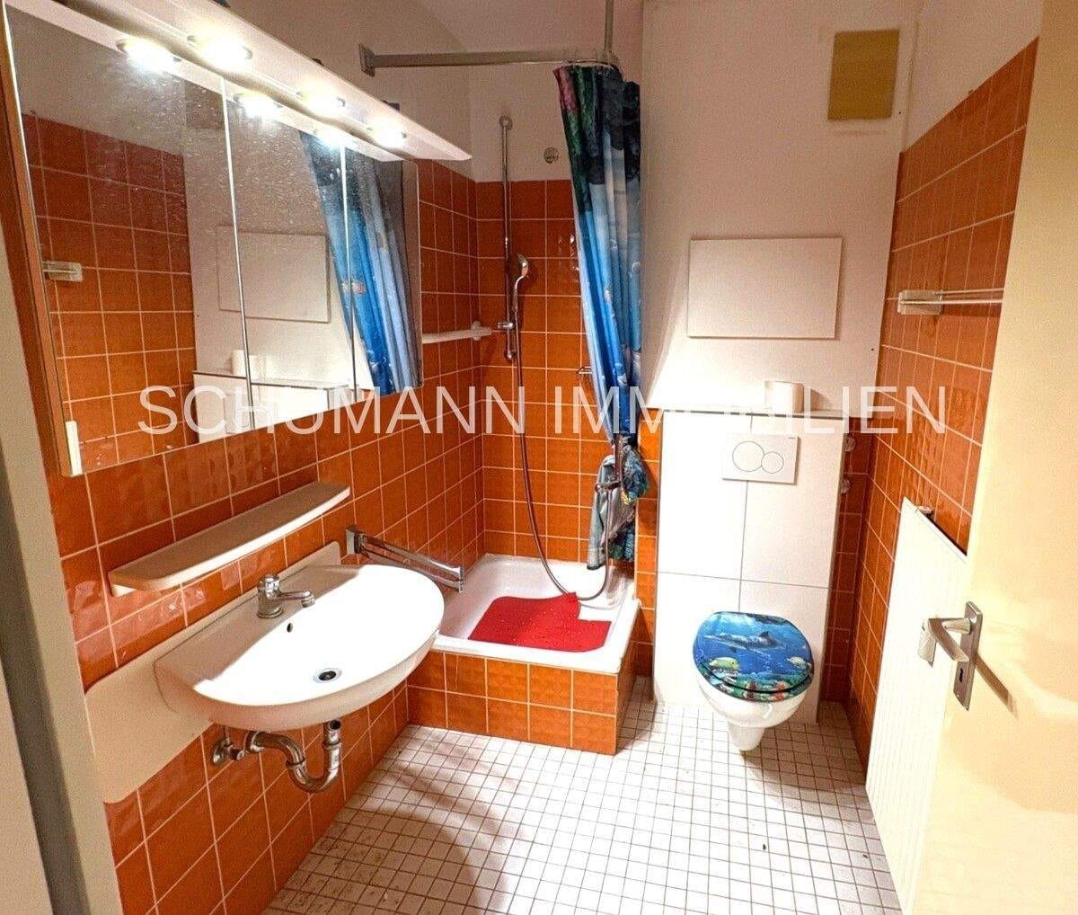 Immobilie in Wilhelmshaven - Kleine feine Kapitalanlage_City Apartment mit Loggia und Fahrstuhl am Kurpark - Bild 2