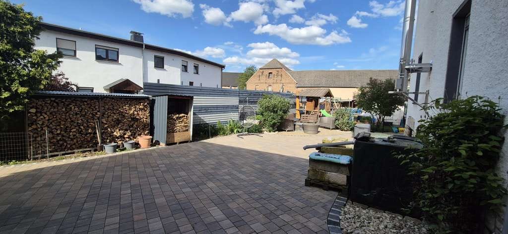 Immobilie in Goethestadt Bad Lauchstädt - Höll Immobilien: Mehrgenerationenhaus mit schönem gepflegtem Grundstück zu verkaufen - Bild 4