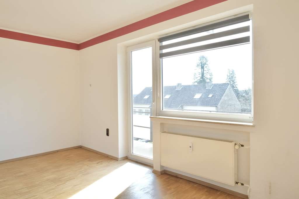 Immobilie in Neuss - Charmantes 1-Zimmer-Apartment mit Balkon in gepflegtem Mehrfamilienhaus - Bild 4