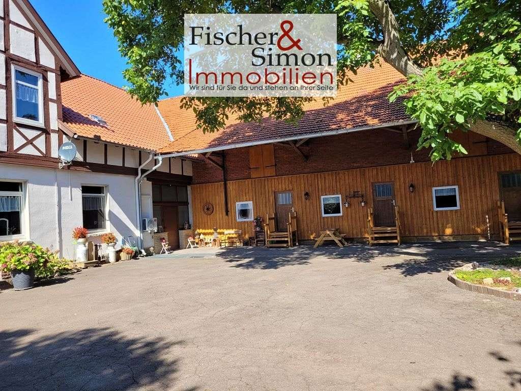 Immobilie in Leese - Leese-vielseitige Hofstelle nahe dem Steinhuder Meer-Stallungen, kleine Weide & Spiel-u.Partyscheune - Bild 2