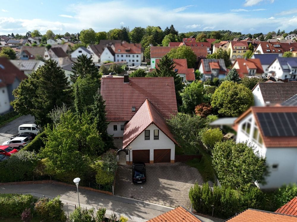 Immobilie in Kirchardt - GLOBAL INVEST SINSHEIM | Großes Einfamilienhaus mit Einliegerwohnung und 1.000m² Grundstück in Kirchardt - Bild 3