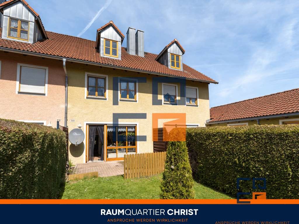 Immobilie in Krummennaab - Vermietetes, solides Reihenmittelhaus mit durchdachter Raumaufteilung - Bild 0