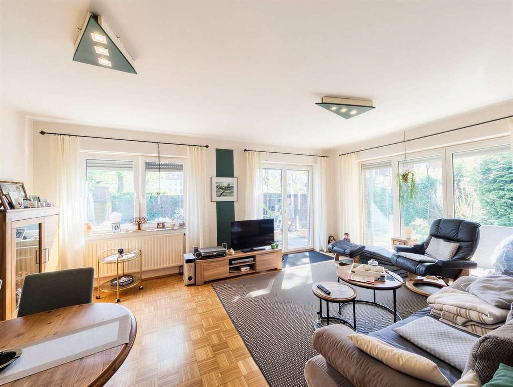 Immobilie in Warendorf - Attraktives 3-Parteien-Haus in 2005 grundlegend verändert in sehr schöner Lage! - Bild 4