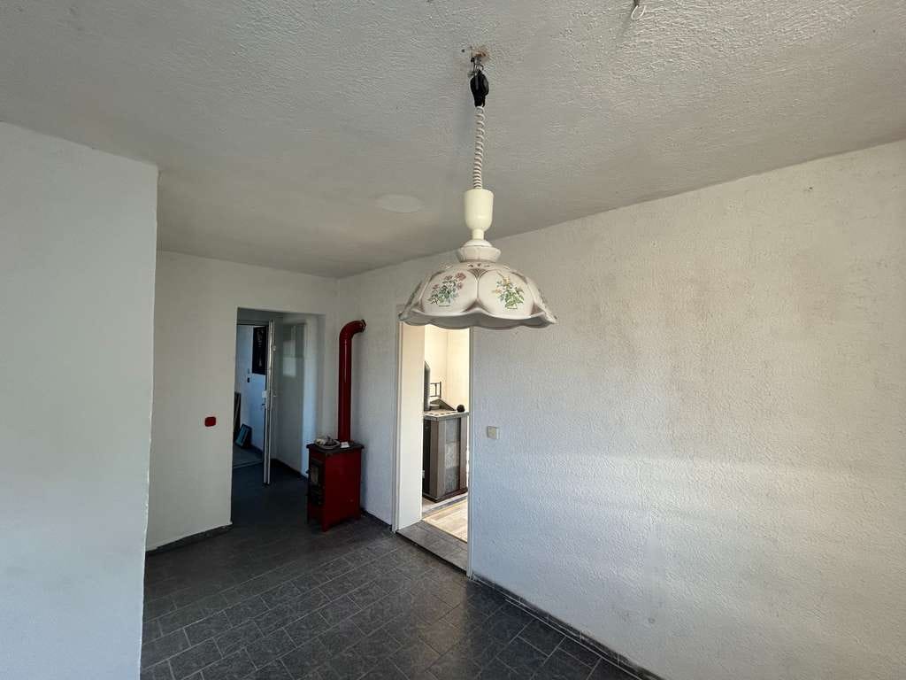Immobilie in Weischlitz - SOLIDES MEHRFAMILIENHAUS MIT VIELSEITIGEM POTENZIAL - Bild 3