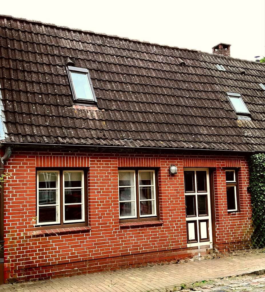 Immobilie in Friedrichstadt - Zauberhaftes kleines Haus in der Altstadt von Friedrichstadt zu verkaufen - Bild 0