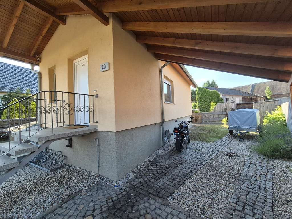 Immobilie in Laußig - Bezugsfertiges Einfamilienhaus mit ausgebautem Keller und gepflegter Außenanlage zu verkaufen! - Bild 3