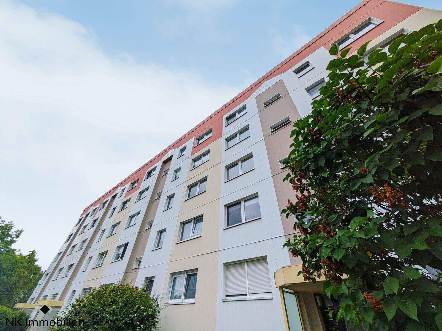 Immobilie in Limbach-Oberfrohna - ++ solide Kapitalanlage - 3-Raum Eigentumswohnung mit Balkon - top-Entwicklungschancen ++ - Bild 1