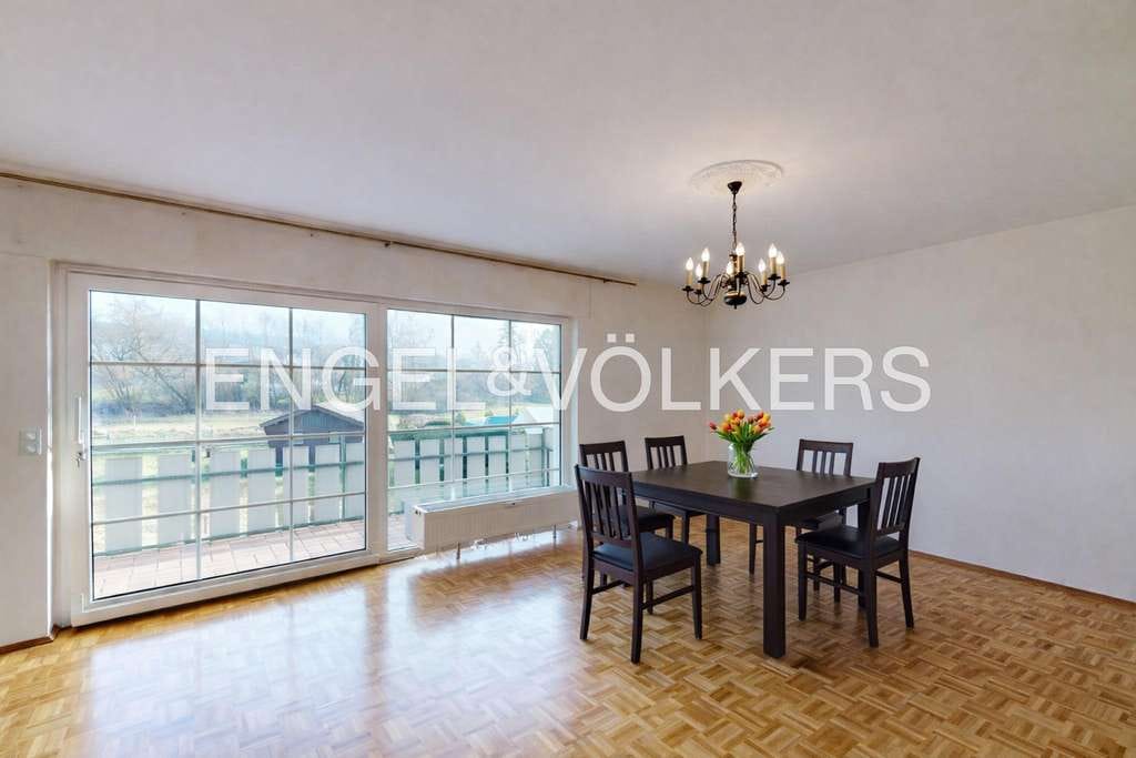 Immobilie in Taunusstein - Ruhiges Dreiparteienhaus in bester Lage von Taunusstein-Wehen - Bild 1