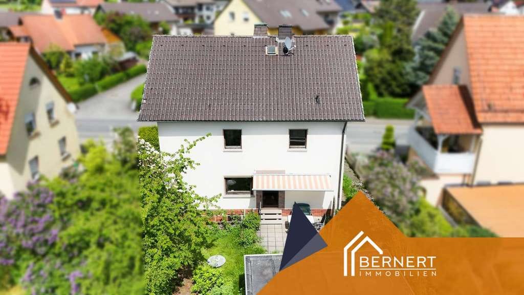 Immobilie in Michelau in Oberfranken - Perfektes Zuhause für Familien – viel Platz, Garten & Kachelofen - Bild 3