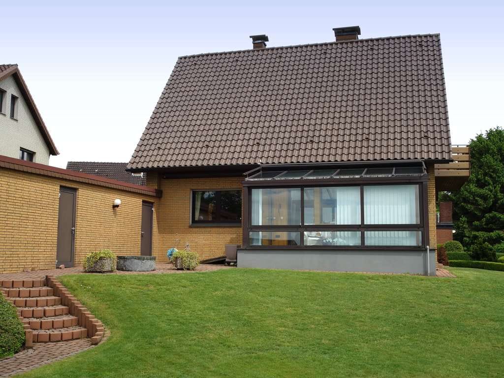 Immobilie in Borgholzhausen - Freistehendes Einfamilienhaus in Borgholzhausen-Berghausen - Bild 1