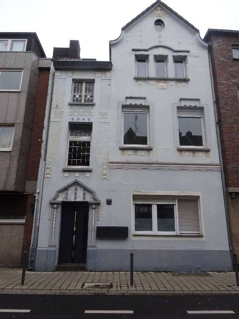 Immobilie in Neuss - Traumhaftes im Jugendstil gebautes 3 Familienhaus aus dem Jahr 1908  im Dreikönigenviertel - Bild 0