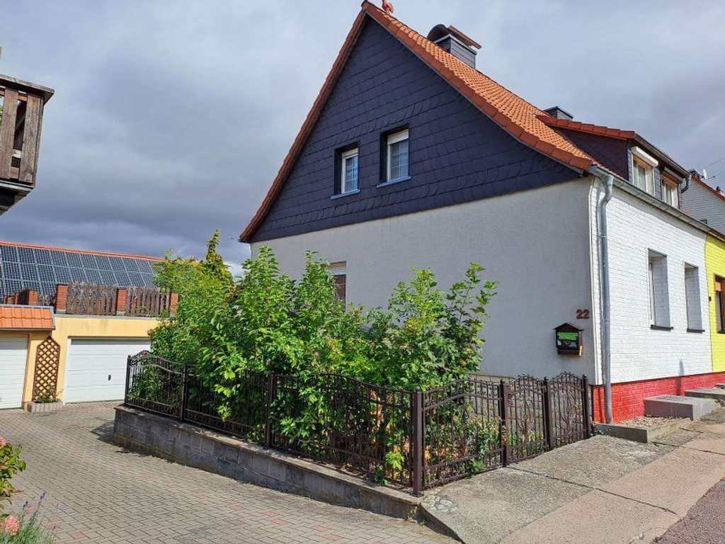 Immobilie in Blankenburg - sanierungsbedürftiges Wohnhaus in Heimburg; Orientierungspreis: 50.000 €; Einzelheiten s. Exposee!! - Bild 0
