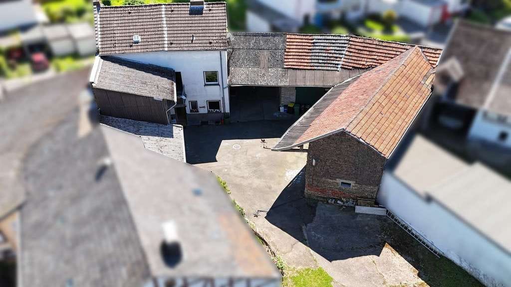 Immobilie in Wachtberg - Platz für Ideen statt Reihenhausgefühl – ein Zuhause mit Möglichkeiten in Wachtberg - Bild 1