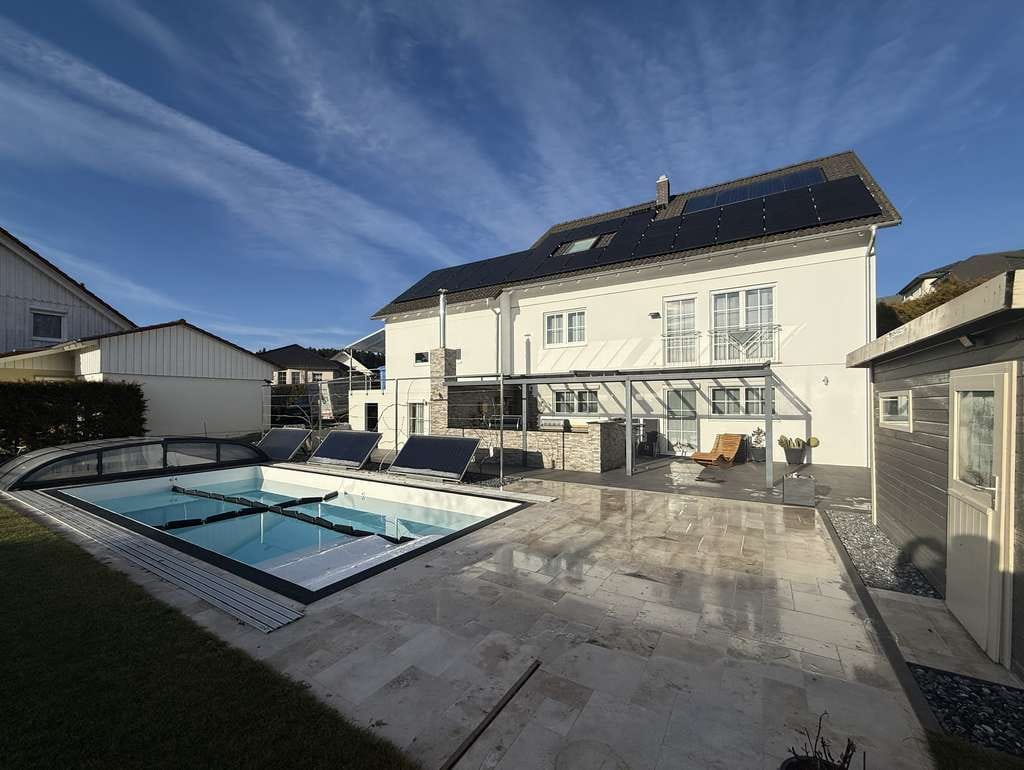 Immobilie in Gunningen - F&D | Großzügiges Einfamilienhaus mit Pool in ruhiger Wohnlage - Bild 2