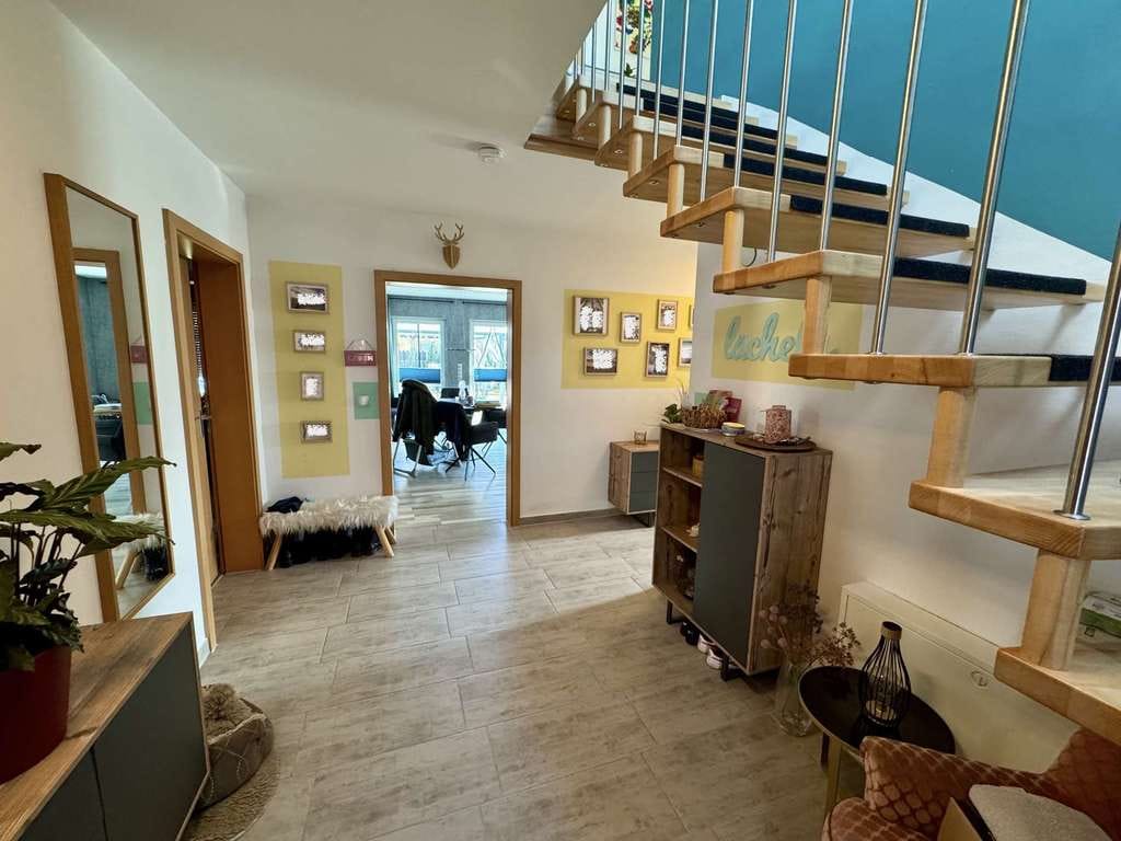 Immobilie in Tülau - Platz für die ganze Familie! Einfamilienhaus mit Nahwärmeversorgung - Bild 2