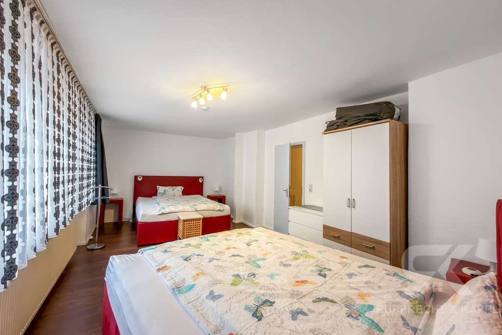 Immobilie in Schönwald - Charmante renovierte 3-Zimmer-Erdgeschosswohnung am Kirchplatz in Schönwald - Bild 4