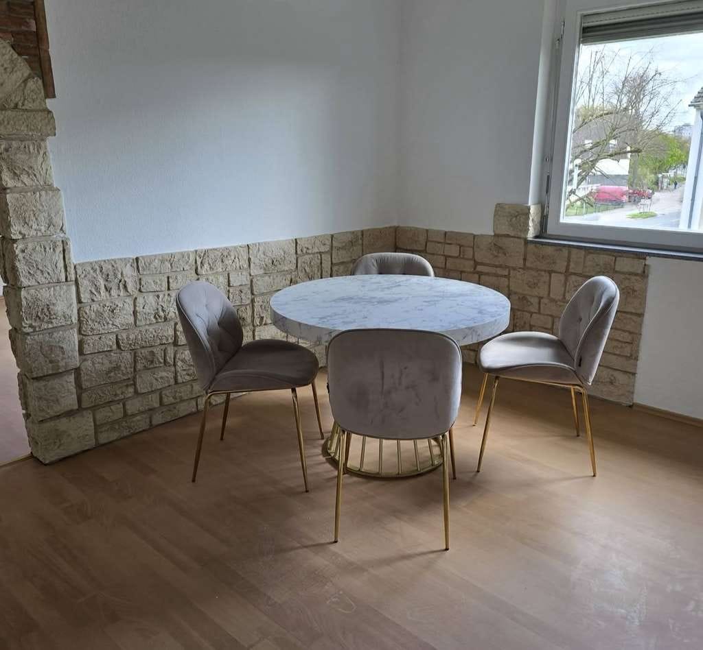 Immobilie in Ratingen - Schöne 2,5 Zimmer Wohnung mit viel Licht und Charme - Bild 2