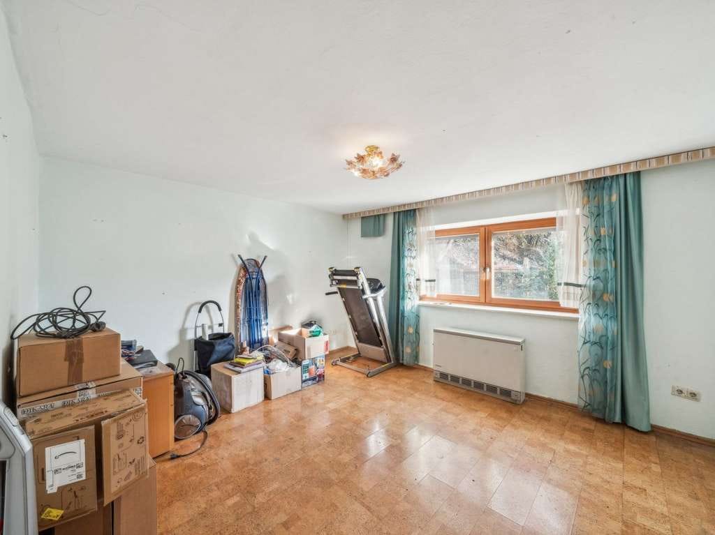 Immobilie in Dingolfing - Modernisiertes Einfamilienhaus in bester Lage von Dingolfing - Bild 2