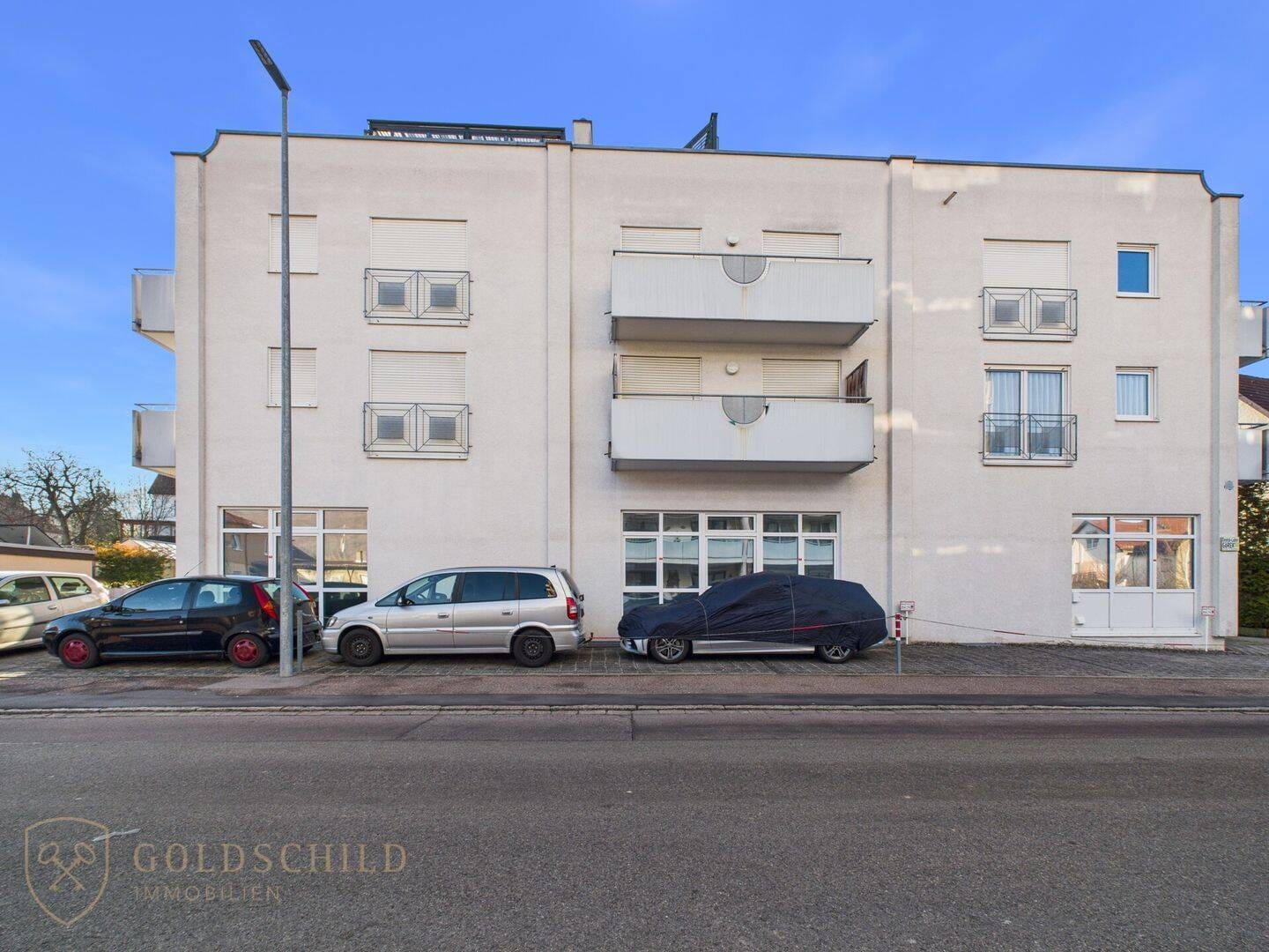 Immobilie in Kuchen - Helle 3-Zimmer-Wohnung mit zwei Balkonen und sanierter Bausubstanz - Bild 1