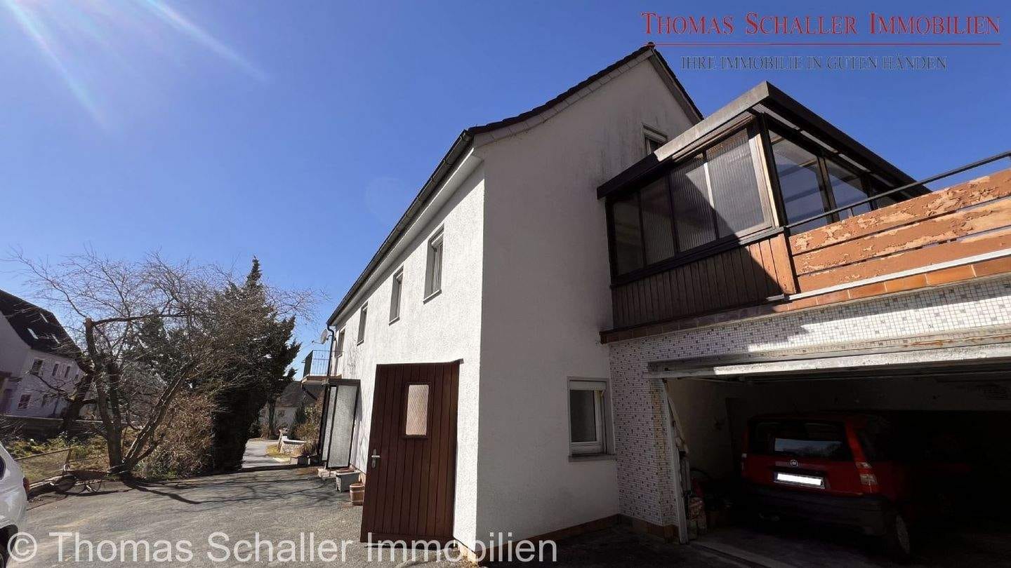 Immobilie in Himmelkron - Zweifamilienhaus mit Scheune, großem Grundstück und viel Potenzial - Idyllisch wohnen bei Bayreuth - Bild 4