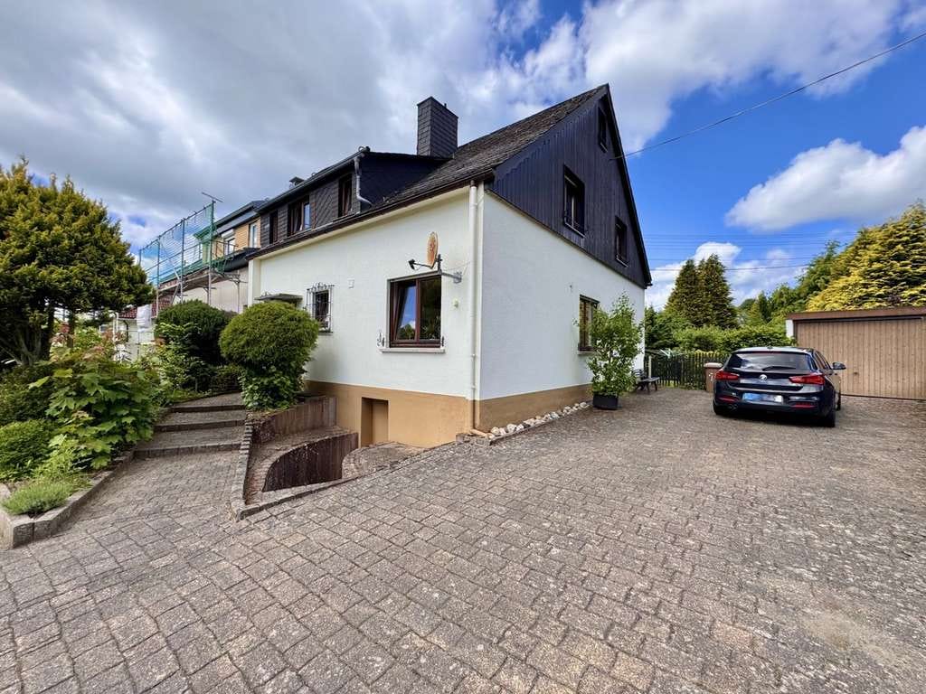 Immobilie in Bad Marienberg (Westerwald) - **Modernisierte Doppelhaushälfte mit tollem Grundstück in guter Lage von Bad Marienberg Zinhain** - Bild 3