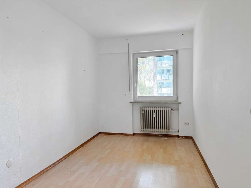 Immobilie in Grünwald - Familienfreundliche 4-Zimmer-Wohnung mit sonniger Westloggia in Grünwald - Bild 4
