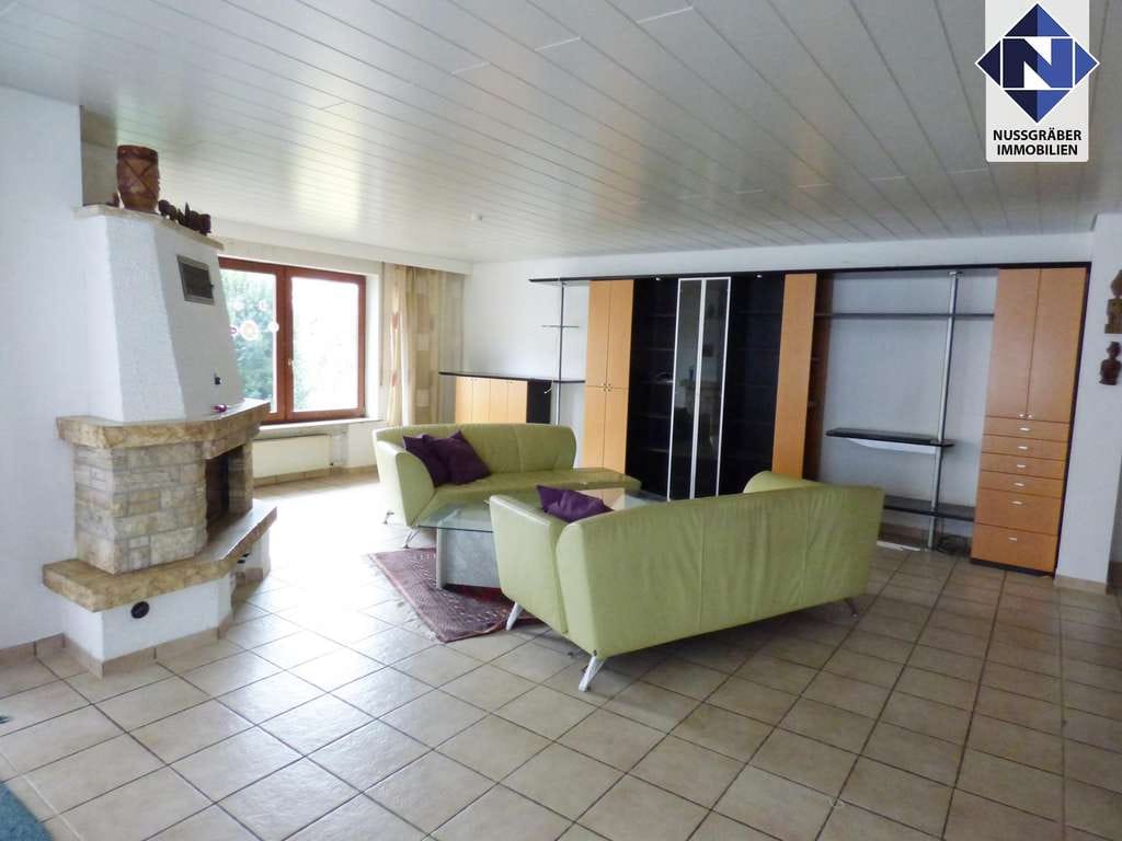 Immobilie in Wendlingen am Neckar - Großzügige Erdgeschosswohnung mit 3,5 Zimmern, Terrasse und Garten - Bild 2