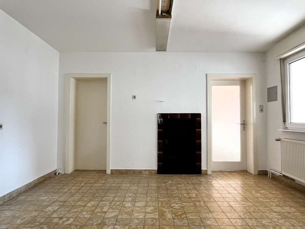Immobilie in Eggenstein-Leopoldshafen - Zweifamilienhaus in zentraler Lage von Eggenstein * sofort bezugsfrei - Bild 4