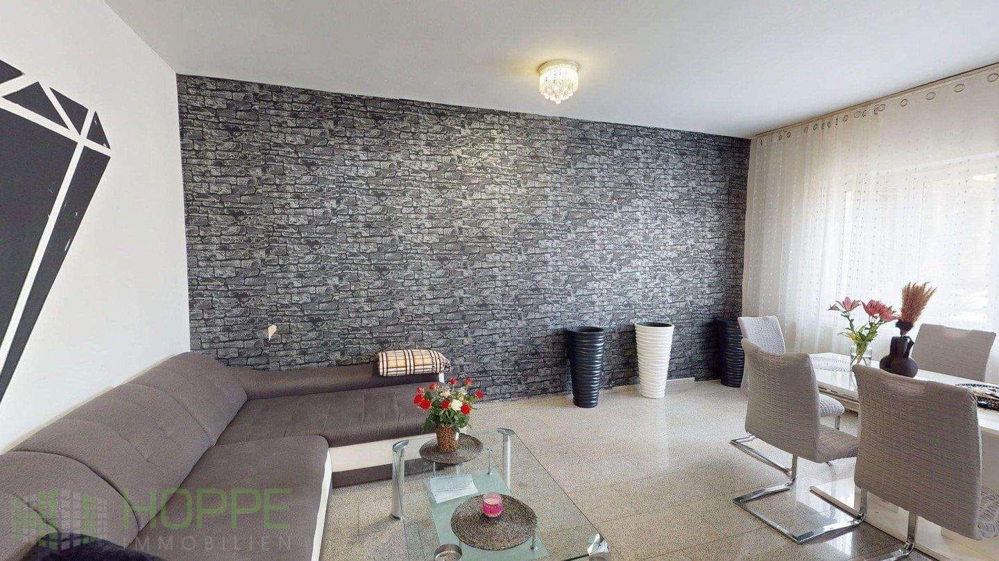 Immobilie in Annaburg - Annaburg -  Großzügiger Bungalow mit 6 Zimmern - sanierungsbedürftig zum attraktiven Preis - Bild 0