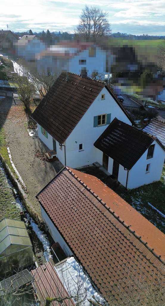 Immobilie in Pürgen - Großes ca. 916 m² Grundstück m. charmantem Bestandsgebäude u. vielseitigem Entwicklungspotential - Bild 3