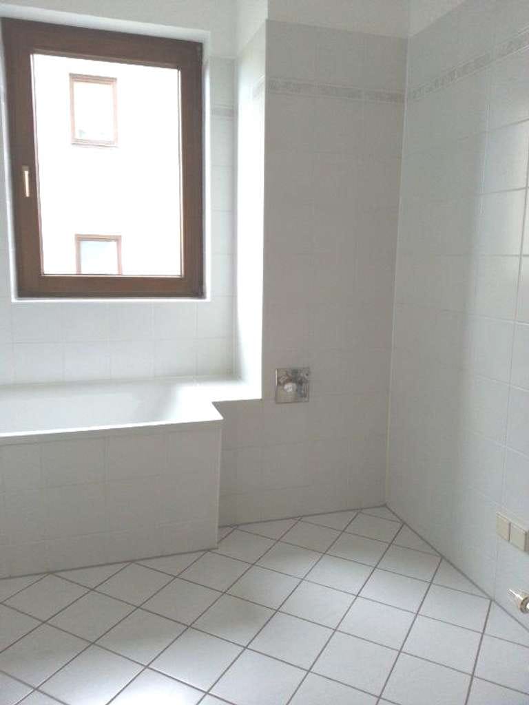 Immobilie in Machern - *** helle, großzügige - 3 Zi. Wohnung mit Balkon & inkl. Stellpl. in grüner Umgebung *** - Bild 3
