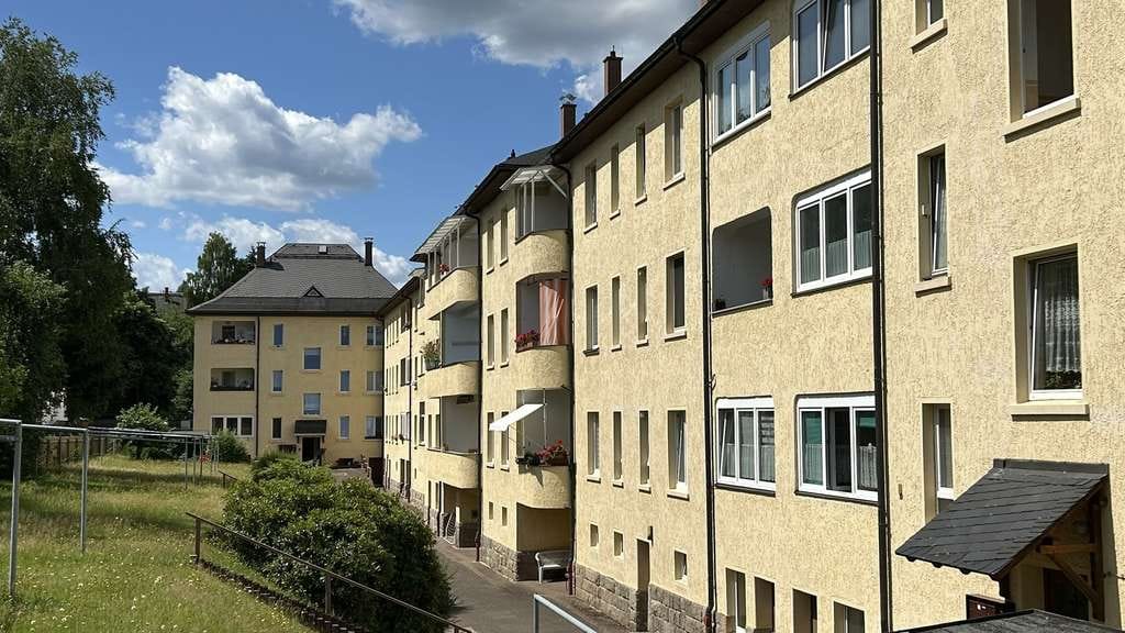 Immobilie in Rodewisch - Große Wohnung - 2 Balkone - super Lage ! - Bild 2