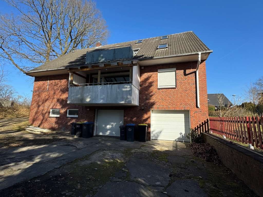 Immobilie in Owschlag - Owschlag: Helle Dachgeschosswohnung mit Charme, Gartenidylle & Garage in ruhiger Wohnlage - Bild 3