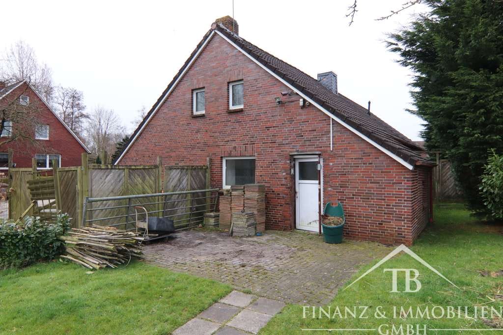Immobilie in Wittmund - Gelegenheit für bezahlbares Eigentum - Kleines teilmodernisiertes Wohnhaus - Bild 2