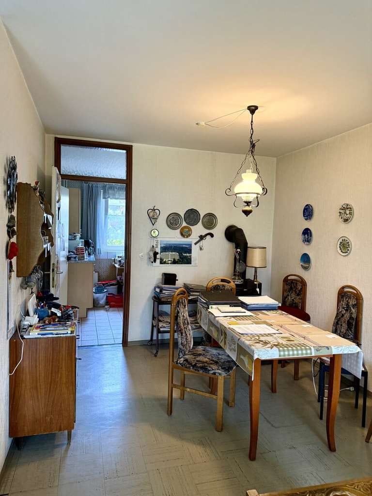 Immobilie in Borgholzhausen - Sanierungsbedürftiges Reihenmittelhaus mit kleinem Garten in beliebter Wohnlage von Borgholzhausen! - Bild 3