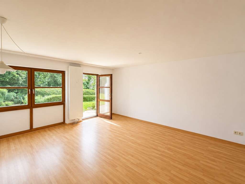 Immobilie in Bodolz - 2-Zimmer Wohnung mit Terrasse zum renovieren in Bodolz zu verkaufen - Bild 1