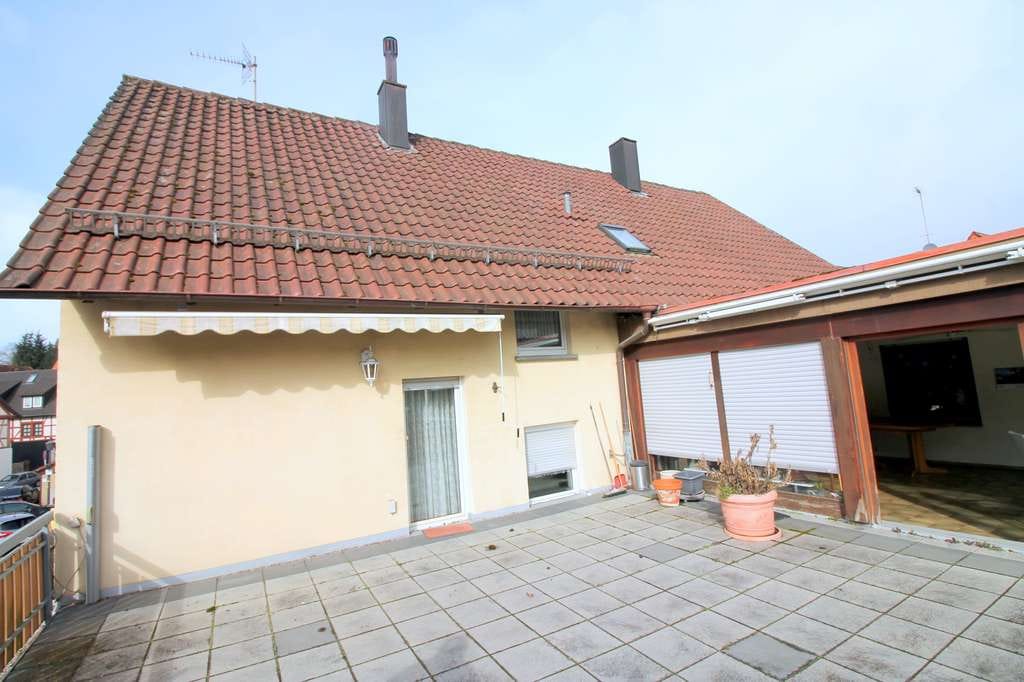 Immobilie in Königsbach-Stein - Große Immobilie in Stein mit 438 m² Wohn- und Nutzfläche - Bild 3