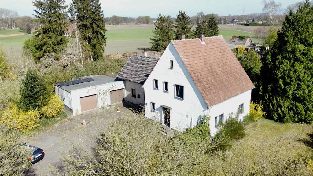 Immobilie in Verl - Entdecke die Möglichkeiten 
- viel Platz um kreative Ideen zu verwirklichen! - Bild 1