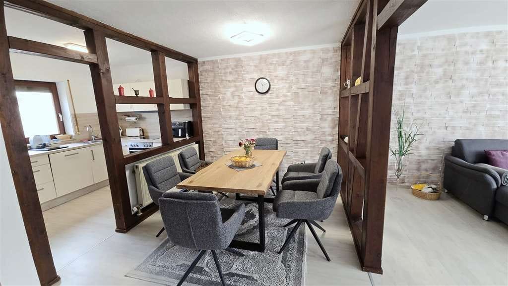 Immobilie in Poppenhausen - Großzügiges Reihenendhaus mit Einliegerwohnung, Garten und Garage in ruhiger Lage von Kützberg - Bild 4